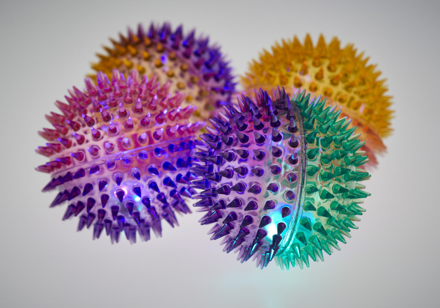 Mega Flashing Spiky Noisy Ball