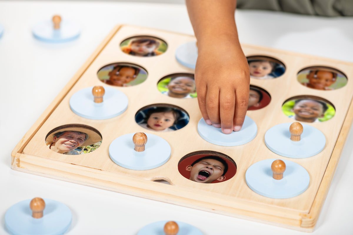 Emotions Memory Game