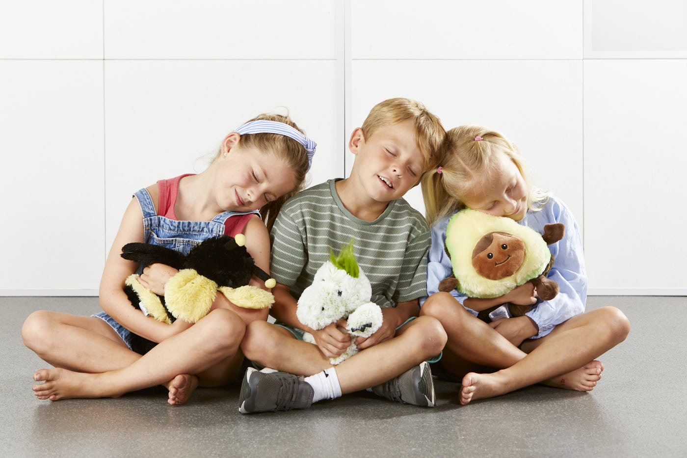 Heat Up Cosy Warmie - Danny Dinosaur - weighted at 2lbs