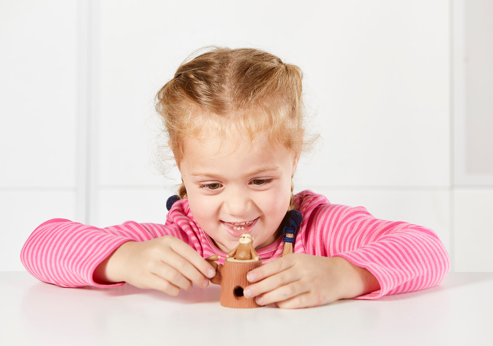 Stretchy Sloth & Stump