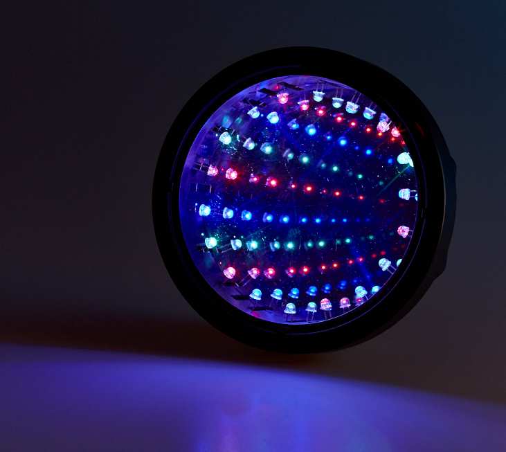 Large Infinity Tunnel Lamp