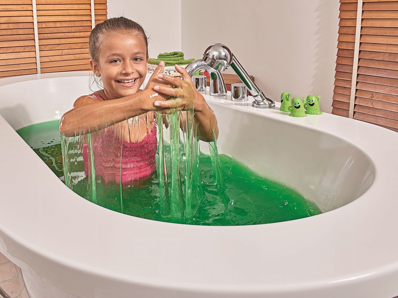 Mega Messy Play Pack